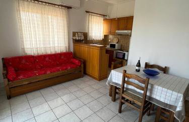 Koulouras Holiday Apartments - Photo 9