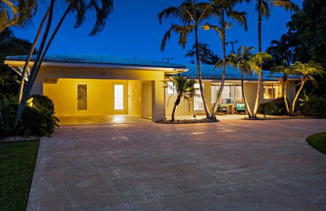 Walking Distance to the Beach 3Br House With Pool - Foto 27