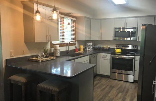 37DPD - Forest view, log-sided two bedroom, two bath condo on Lake Ouachita - Photo 6