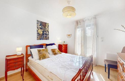 4 Bedroom Amazing Home In Sanilhac - Foto 17