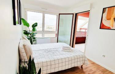 CHARMING APARTMENT WITH PANORAMIC SEINE RIVER & EIFFEL TOWER VIEWs - Foto 15