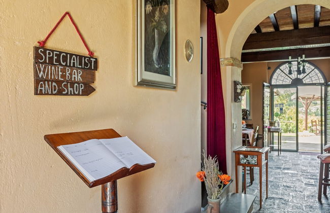 Rustic Holiday Home in Citta di Castello With Swimming Pool - Photo 3