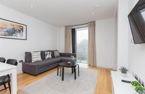 Portobello Apt with Floor-to-Ceiling Views - Foto 39