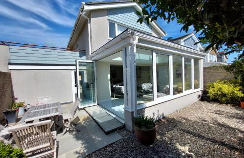 Spacious 3 bed holiday home, New Forest, Milford-on-Sea, close to beach - Photo 18