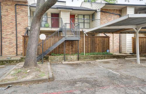Unwind Fireside Condo 2 Mi to White Rock Lake! - Foto 25