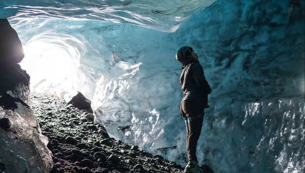 Admirando as paredes de gelo