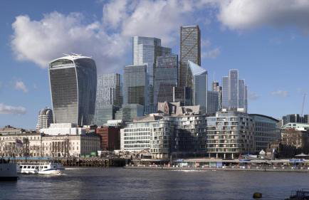 Central London 3-bed Apt, Sleeps 6, 3 Mins to Tube - Foto 56