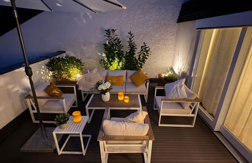 Munich Penthouse with Kitchen, Roofgarden and Parking - Foto 3