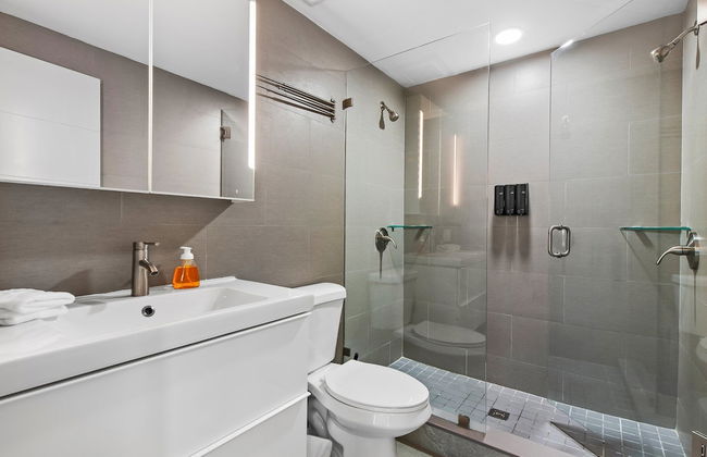 Unique Retreat - Unit D: Cool 2nd-floor Retreat - Foto 12