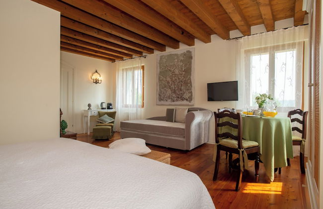 Tenuta Castagnera - Photo 6