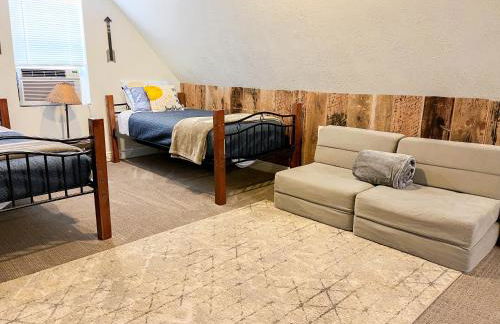 The Jailer's Cottage * Entire Home * Sleeps 12 - Foto 30