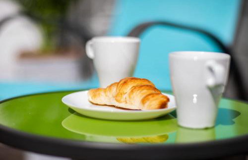 Historic Avenues Apartment Downtown - Foto 10