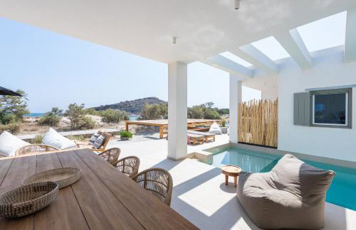 Exclusive Luxury Moca beachfront villa, Molos, Paros - Photo 13
