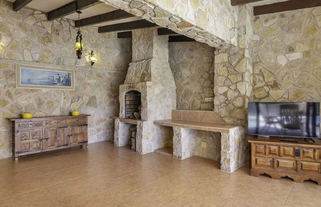 Charming Holiday Home in Calpe With Barbeque - Photo 22