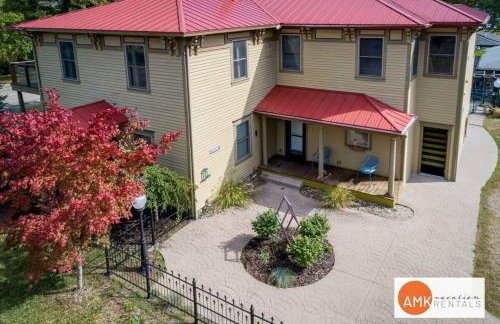 Lake Life Getaway - Condo near downtown! - Foto 30