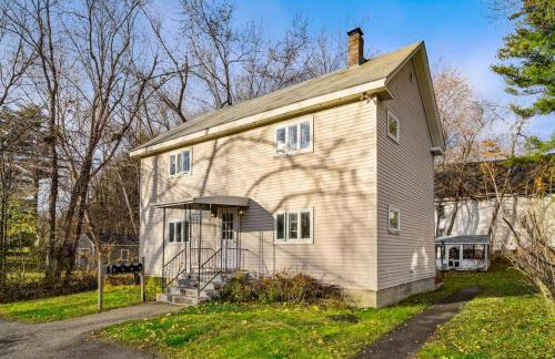 Nothing Fancy Older Apt Walk to Downtown King Bed - Foto 23