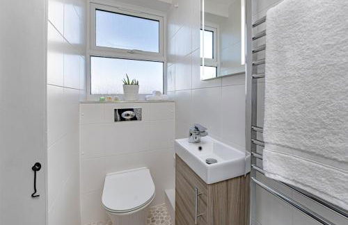 Coastal Charm In Clacton On Sea - Foto 14