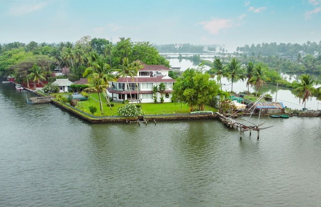 BLUSALZ MANOR Waters Edge Kochi - Foto 9