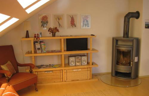 Elegante Ferienwohnung mit Kaminofen im Thüringer Wald - Foto 24