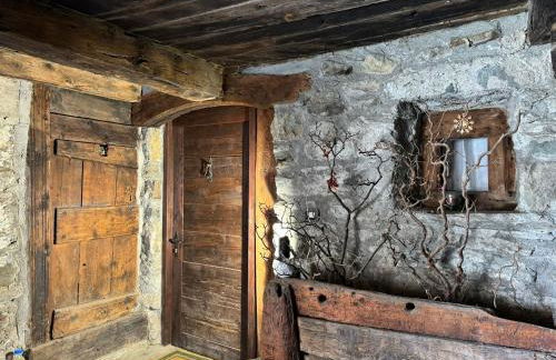 Abri des Cimes, dormire tra pietra e legno CIR 0124 - Foto 1