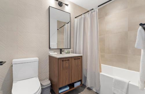 Elegant Studio Haven, Upscale Comfort - Photo 11