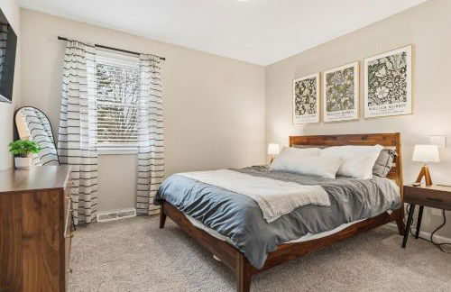 Spacious Northfield 4BR Escape near Cuyahoga Valley - Foto 11