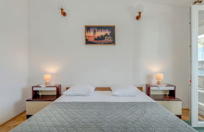 Seafront apartments Marija with terrace and mooring - Foto 5