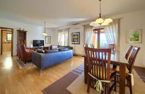 Villa Maria - Photo 13