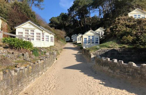 Canford Cliffs Apartment - Photo 23