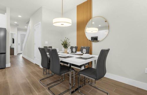 Upstay - Modern Family Townhome with Pool - Foto 3