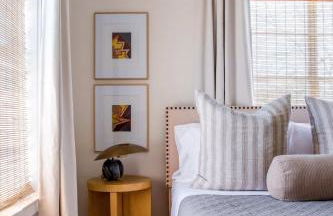 The Gable - 3 BLKS from Main St - Photo 32