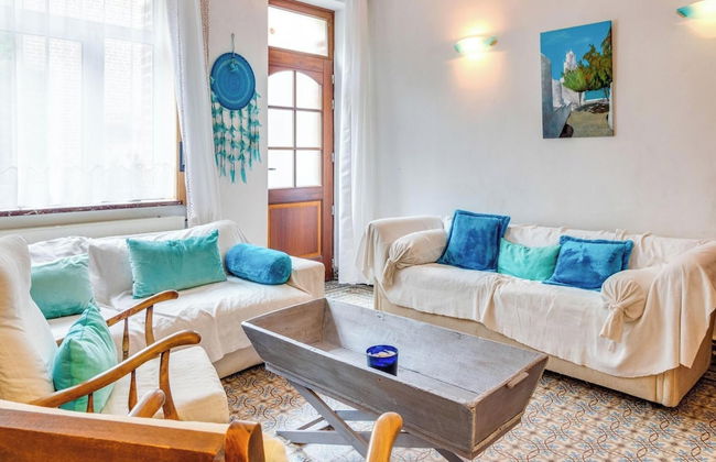 Enticing Holiday Home in Viroinval near Forest - Foto 1