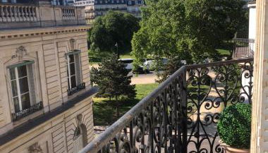 Vue Tour Eiffel et 5 minutes des Champs-Elysees Appartement 2 chambres Paris 16 Etoile - Foto 2