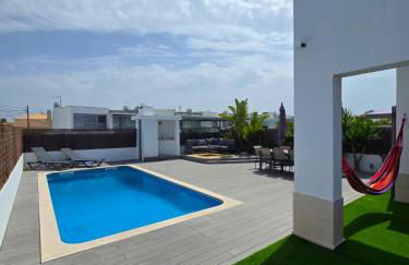 Trevo Beach House - Villa with Private Pool - Foto 40
