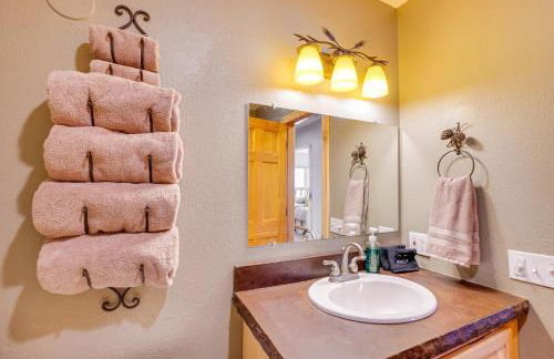 Spacious Gunnison Home Ski, Hike, Bike and Fish! - Foto 19