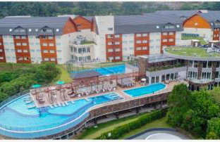 Flat Laguetho Golden Gramado - Foto 2