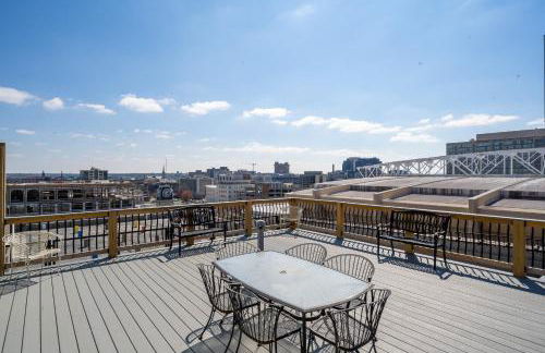 Top Floor Penthouse at the Historic Levy Building - Foto 8
