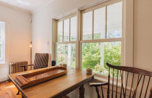 Secluded Charming Farmhouse Lake Views Firepit - Foto 42