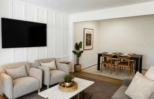 Modern Downtown 1BR Stay in Downtown Royal Oak - Foto 8