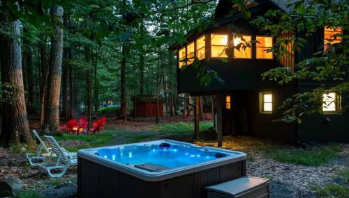 Gorgeous Chalet in the Poconos w/ Hot Tub! - Foto 4