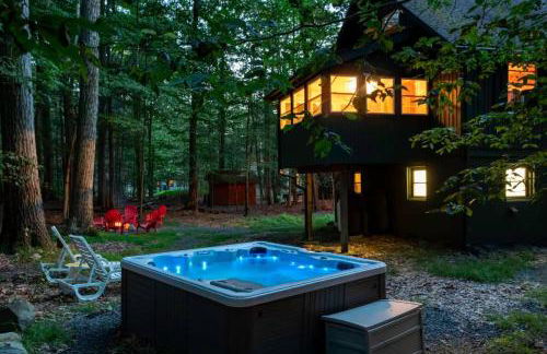 Gorgeous Chalet in the Poconos w/ Hot Tub! - Foto 4