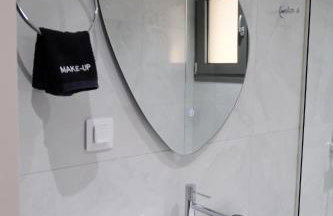 Poseidon 77B Luxury Residences - Photo 29