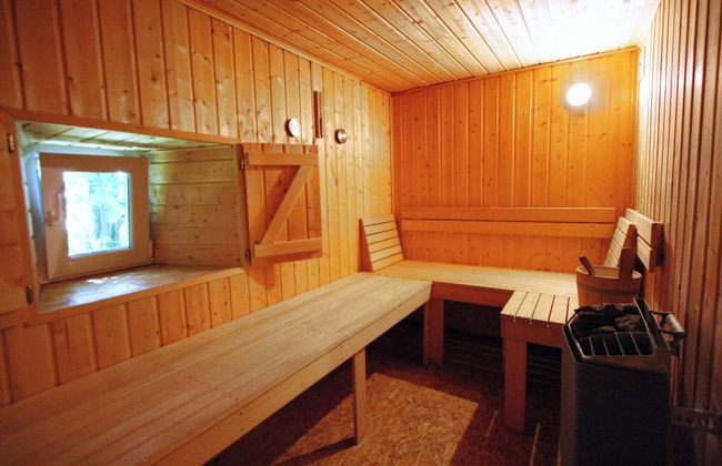 Holiday Home With Sauna in Sourbrodt - Photo 15