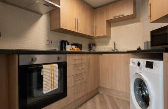 3 bedroom Cannock flat ideal for groups - Foto 31