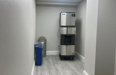 Condo near Disney-free shuttle to all theme parks - Foto 27