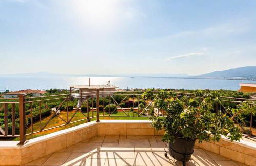 Sunset Paradise - Verga's Utimate Seaview Getaway - Photo 23