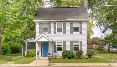 Charming Victorian Farmhouse on Historic Main St - Foto 2