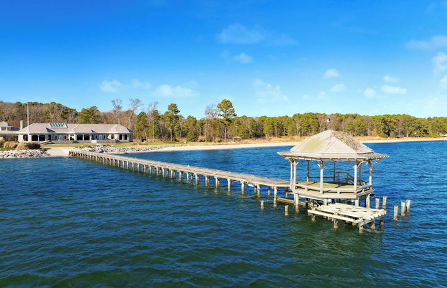 Bay Cottage by Avantstay Waterfront, Pier, Pond - Foto 16