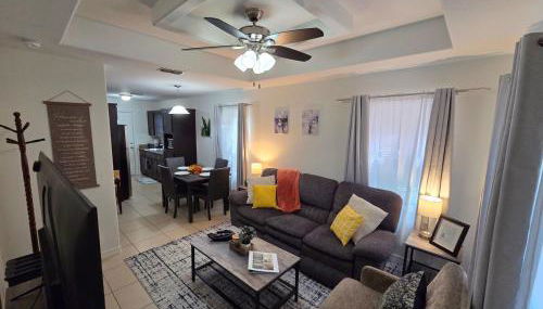 Cozy Apartment Near University Dr - Foto 2