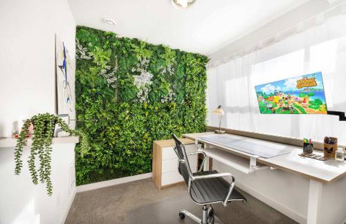 Designer Fremont Retreat w Mount Views & Office - Photo 5